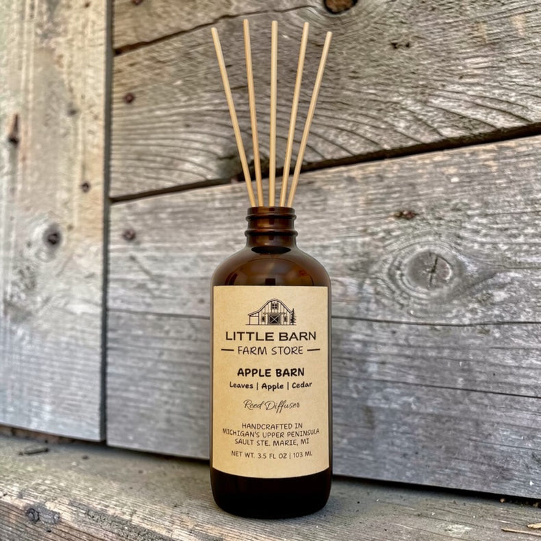 Apple Barn Reed Diffuser - Leaves, Apple & Cedar