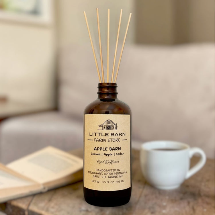 Apple Barn Reed Diffuser - Leaves, Apple & Cedar